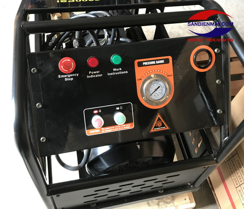 Máy xịt rửa xe Lutian 5800PSI - 11T4